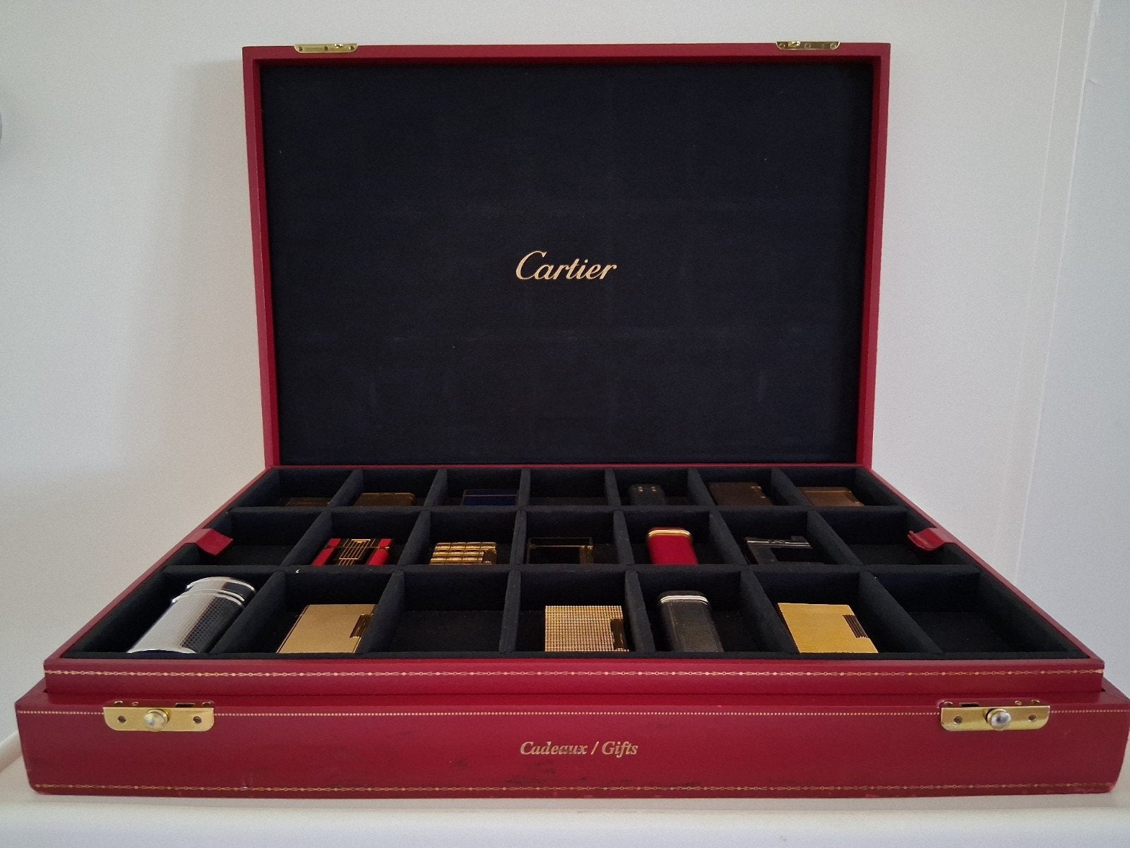 Dupont : Coffret Cartier pour détaillants Cartier Dupont, Collections, Articles de fumeurs, Briquets & Boîtes d'allumettes, Enlèvement ou Envoi