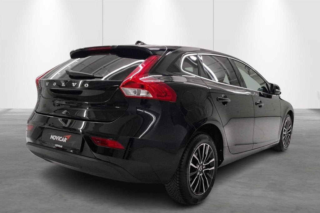 Volvo V40 D2 Inscription Eco, Auto's, Voorwielaandrijving, Stof, Gebruikt, 1969 cc