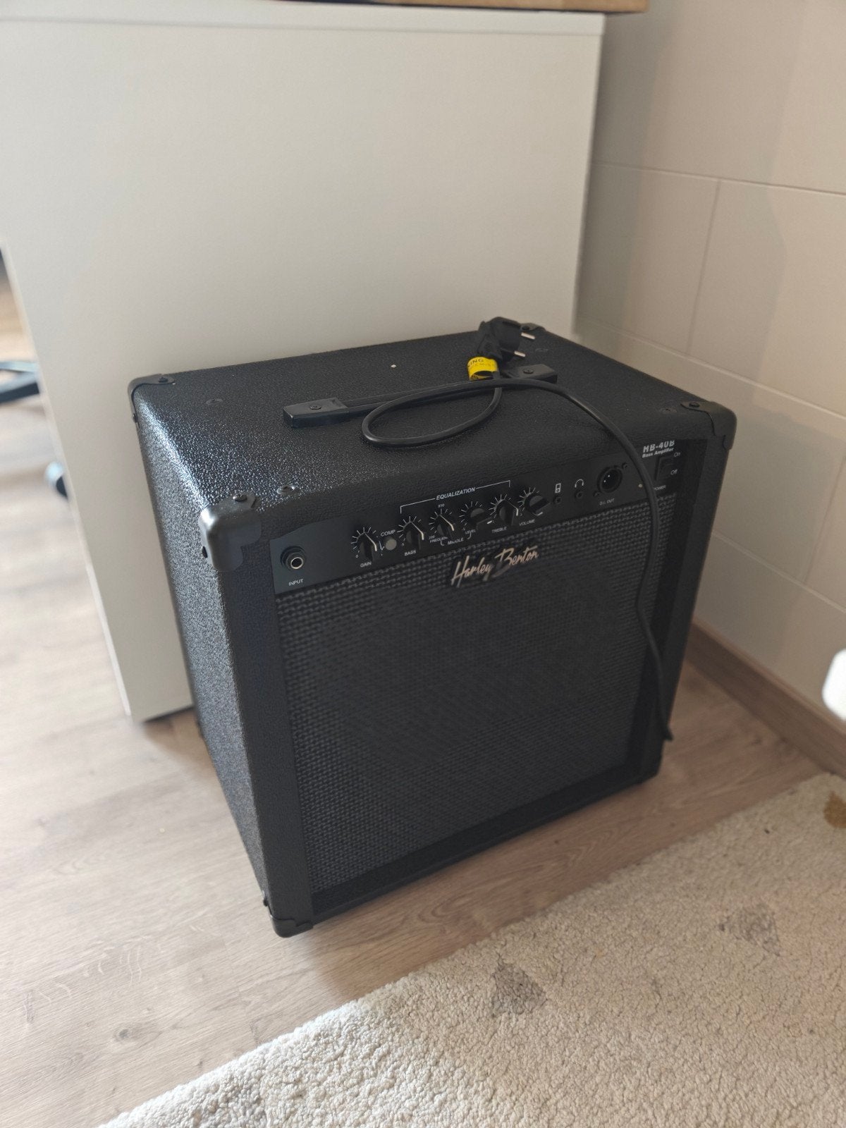 Harley Benton HB-40B, Musique & Instruments, Amplis | Basse & Guitare, Enlèvement, Comme neuf, Guitare basse, Moins de 50 watts