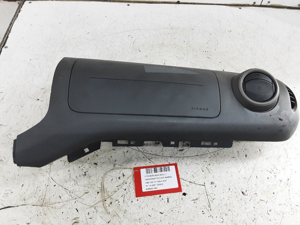 AIRBAG PASSAGER Citroën Berlingo (32505A3B2ZM), Citroën, Mevr. I. Hauben, Utilisé, Rue de l'Espoir 34 34
4030  GRIVEGNÉE, BE