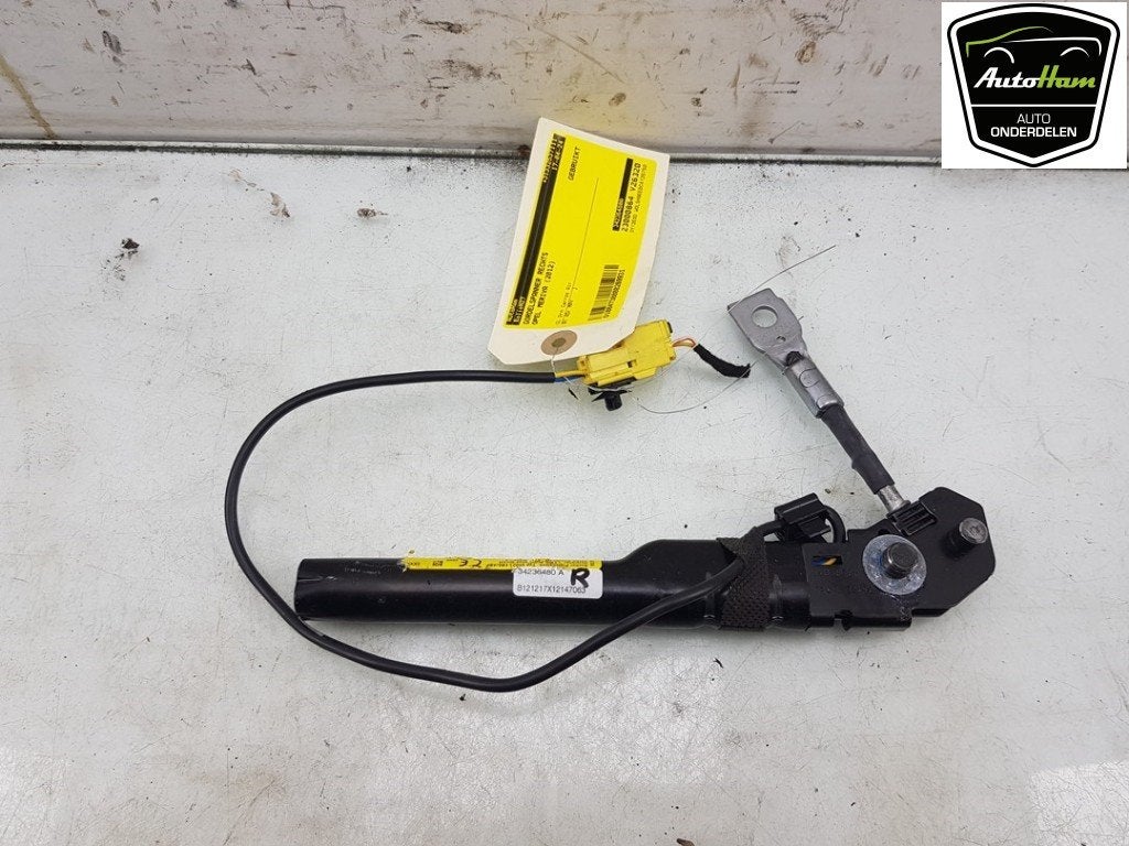 CEINTURE TENSIONNEUR AVANT DROIT Opel Meriva (|39050200|), Utilisé, Opel