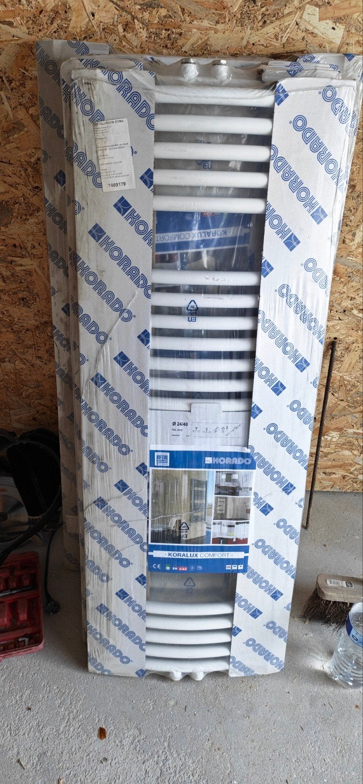 Sèche-serviettes KORADO Koralux Rondo Comfort 1220 x 600mm, Neuf, 500 à 800 watts, Enlèvement, 80 cm ou plus