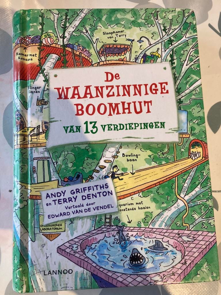 De Waanzinnige Boomhut boek 1, Boeken, Ophalen, Zo goed als nieuw