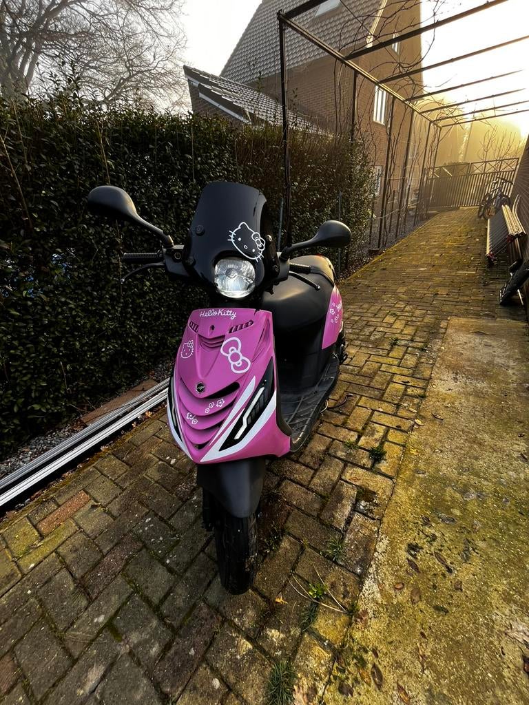 Piaggio zip 4t 50cc, Ophalen, Zo goed als nieuw, Zip