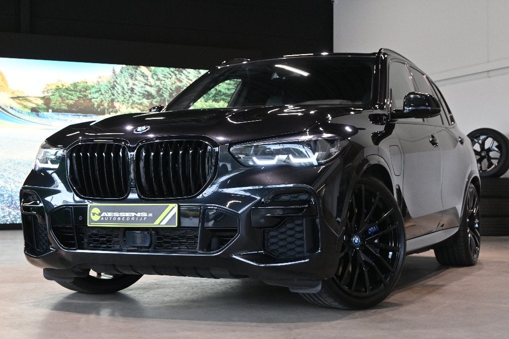 Bmw X5 45e xDrive M-PACK *LED/LEDER/CAM/ACC/MEMORY/TREKHAAK*, Auto's, BMW, Automaat, Zwart, Leder, 5 zetels