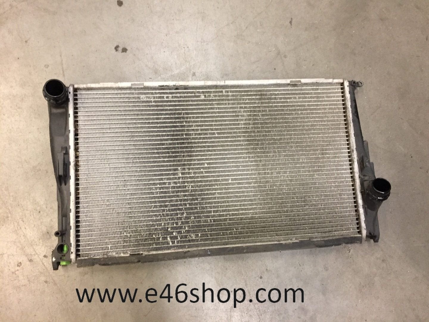 Radiateur BMW E90 E91 318d oem 1039756, Auto-onderdelen, Motor en Toebehoren, BMW, Gebruikt, Ophalen of Verzenden