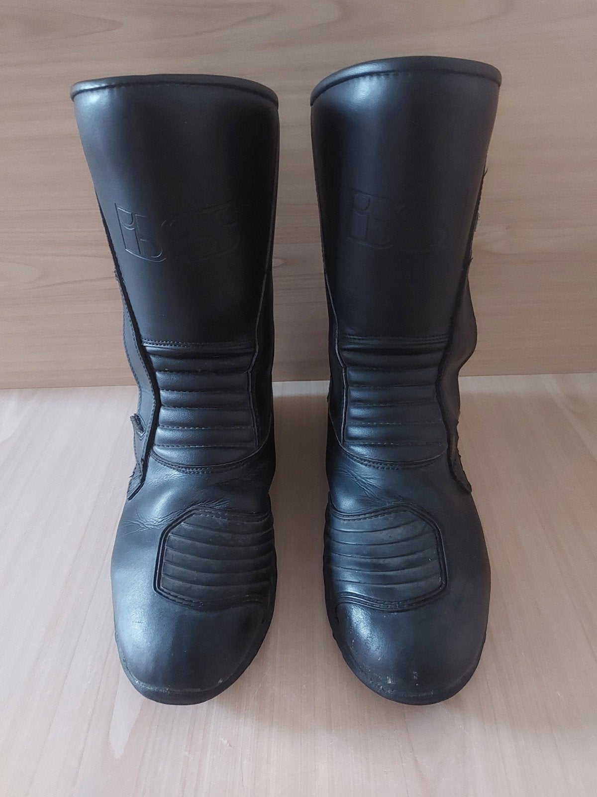 botte de moto p 43, Entreprise