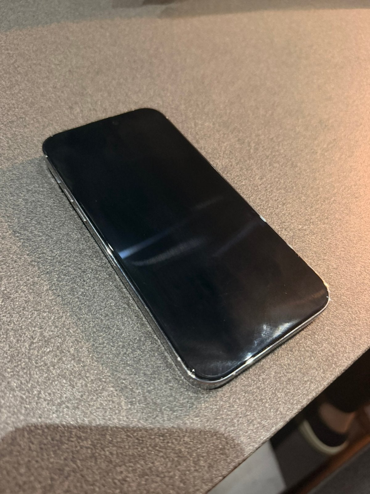 iPhone 14 Pro Max, Télécoms, Enlèvement ou Envoi, Comme neuf, Blanc, IPhone 14
