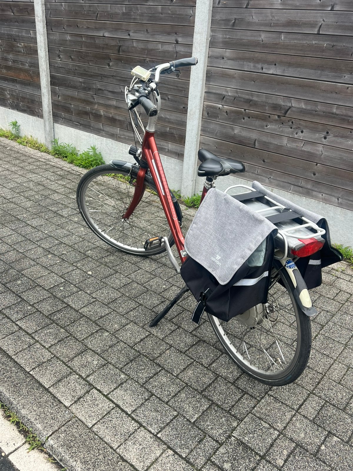 Electrische fiets batavus batterij en oplader aanwezig, Ophalen, Gebruikt, Batavus, 59 cm of meer