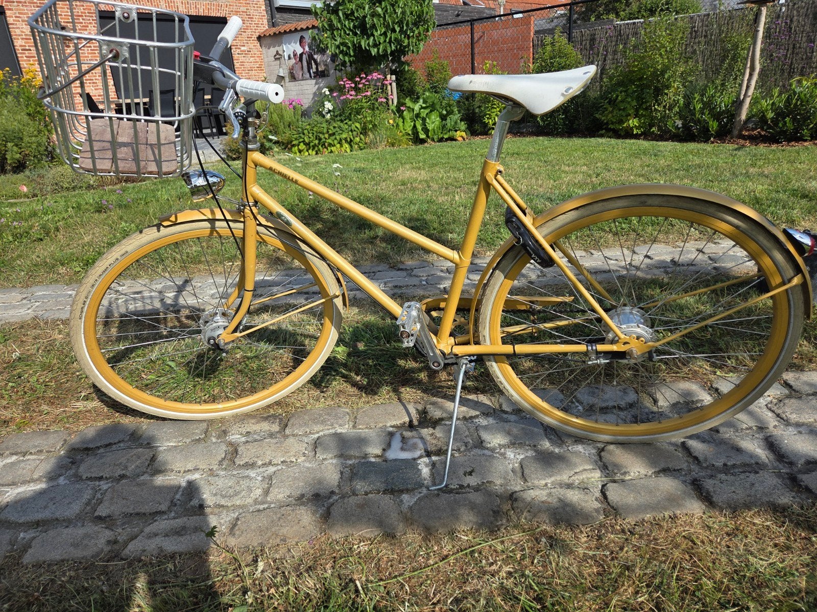 achielle damesfiets, Enlèvement