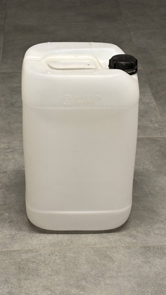 Kunststof Jerrycans 20L & 25L – €1/stuk of €25 voor alles, Ophalen, Gebruikt