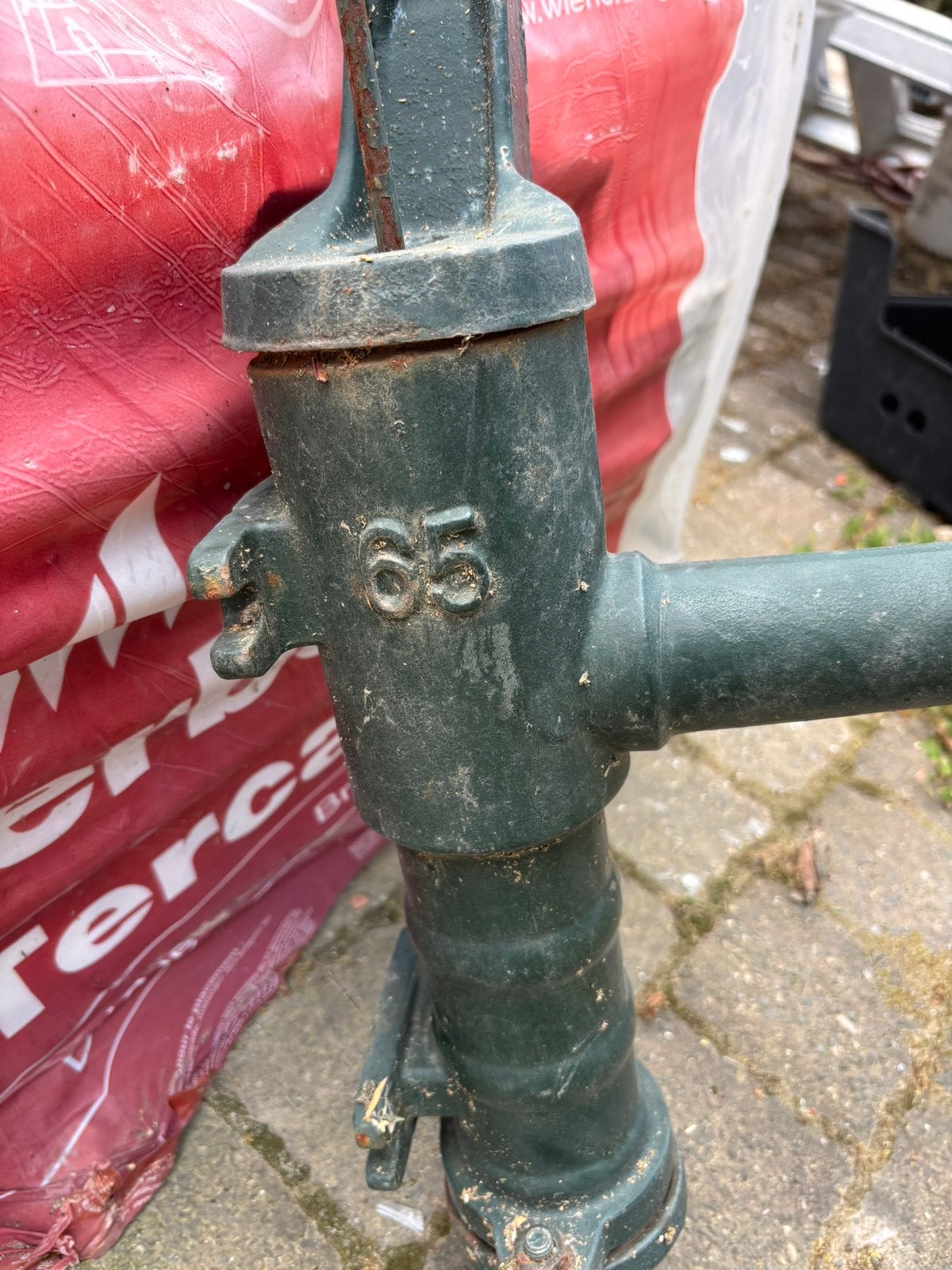 hand waterpomp voornwaterput, Ophalen, Zo goed als nieuw