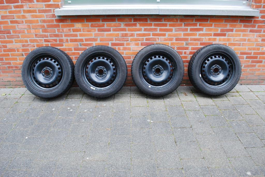 4 winterbanden Rockstone Eco Snow, Auto-onderdelen, Banden en Velgen, Ophalen, Gebruikt, 16 inch, Banden en Velgen