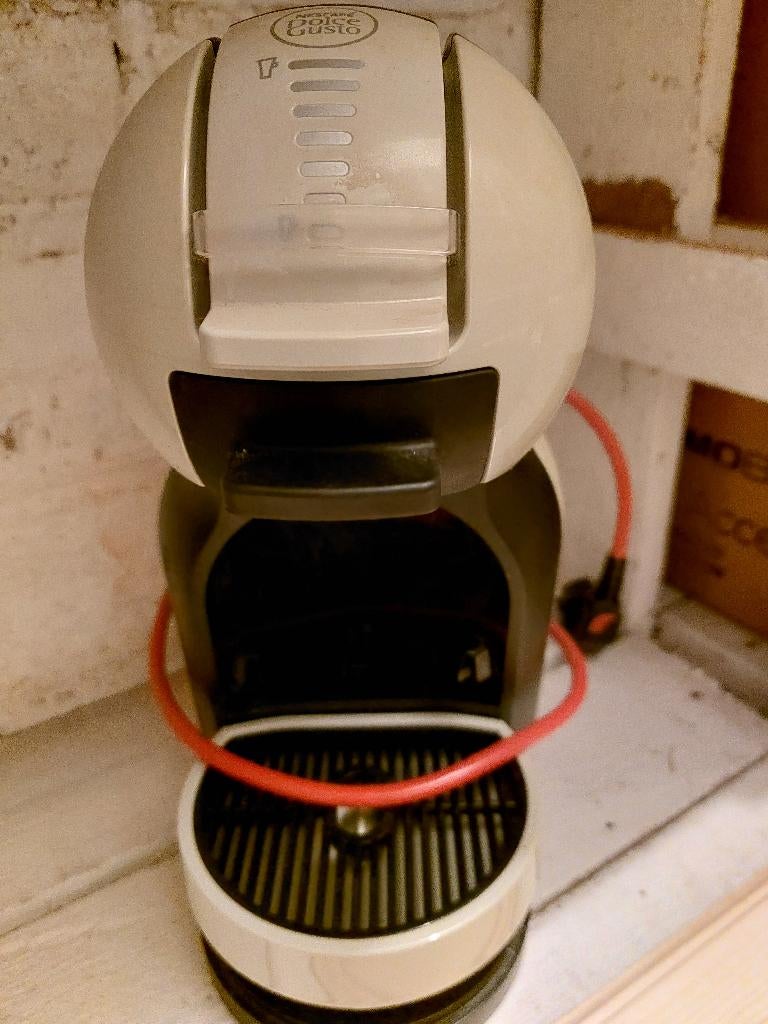 Koffie dolce gusto, Réservoir d'eau amovible, Dosettes et capsules de café, Utilisé, 10 tasses ou plus