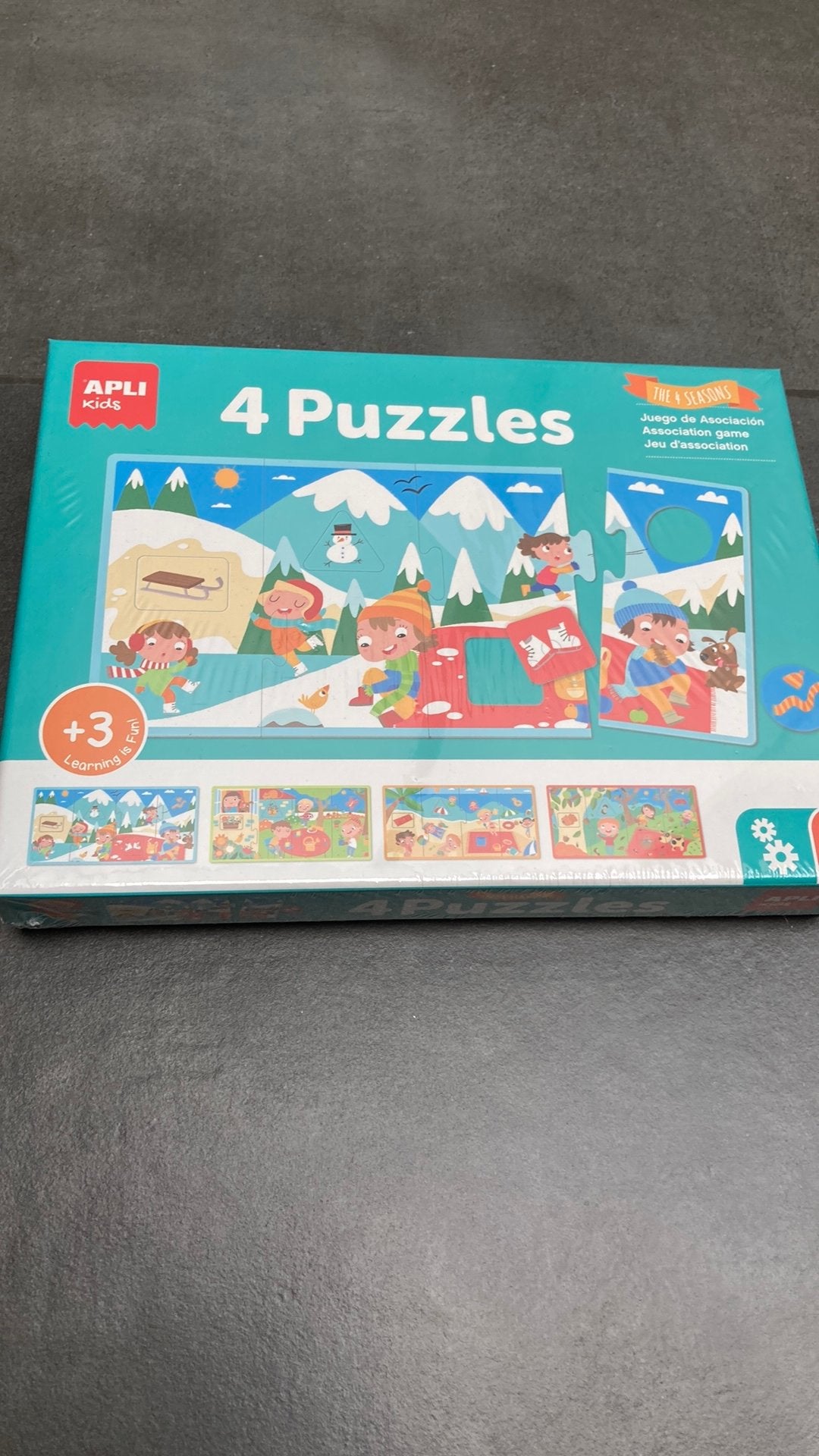 412: NIEUWE PUZZELS The 4 seasons 4 seizoenen in 1 doos, Ophalen of Verzenden, Zo goed als nieuw