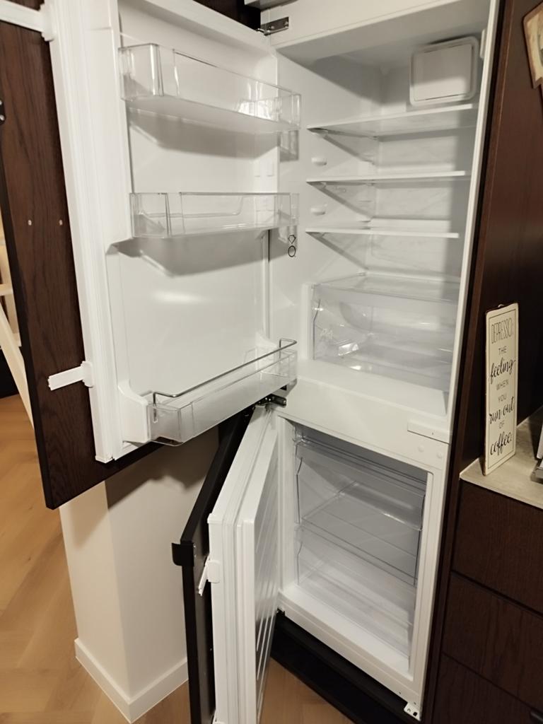 Inbouw koelkast en diepvries ikea, Enlèvement