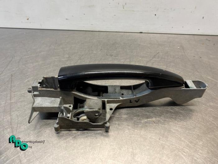 Portiergreep 2Deurs links van een Peugeot 207 (207 06-), Auto-onderdelen, Gebruikt, -, -, Ophalen of Verzenden