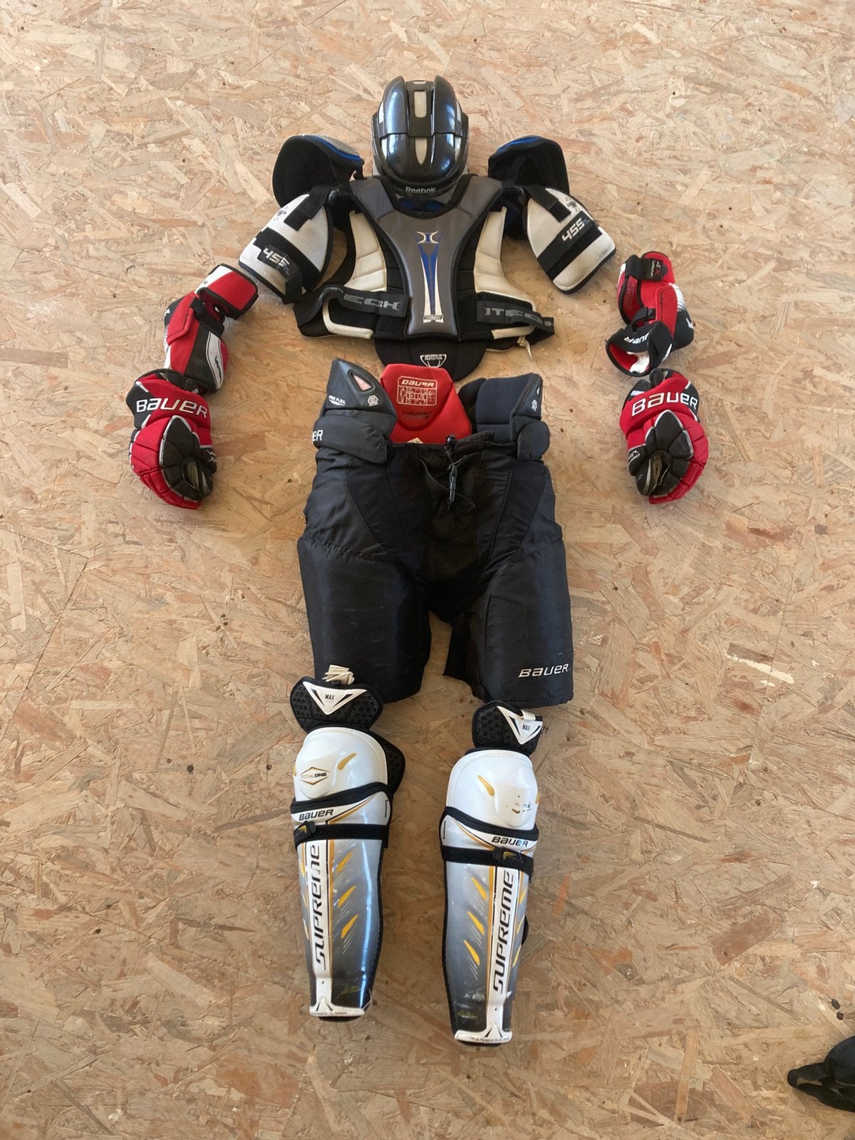 Materiel hockey sur glace, Enlèvement, Utilisé, Protection