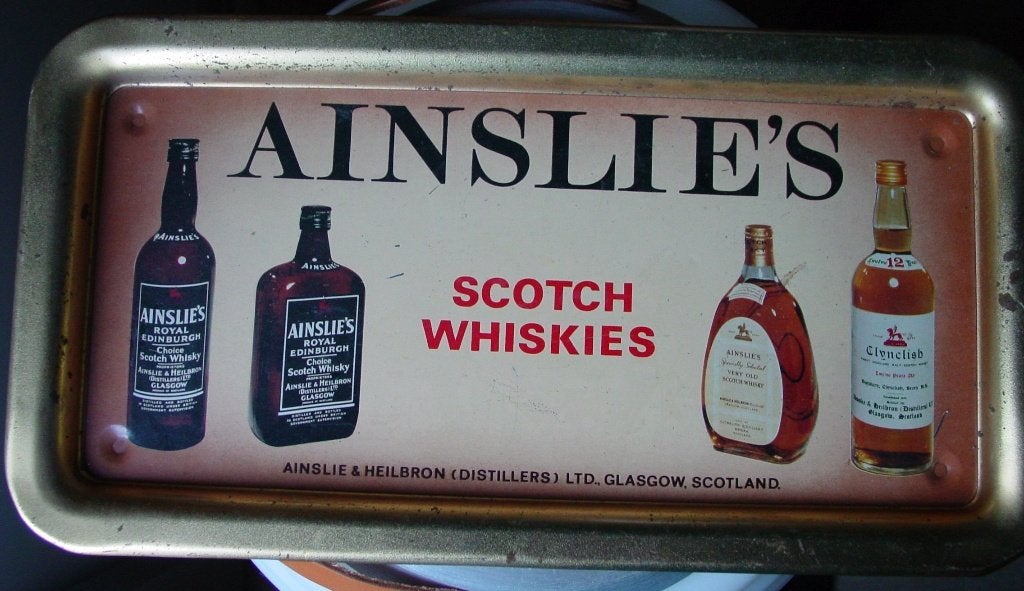 AINSLIE S SCOTCH WHISKY DIENPLATEAU -METAAL-, Ophalen of Verzenden