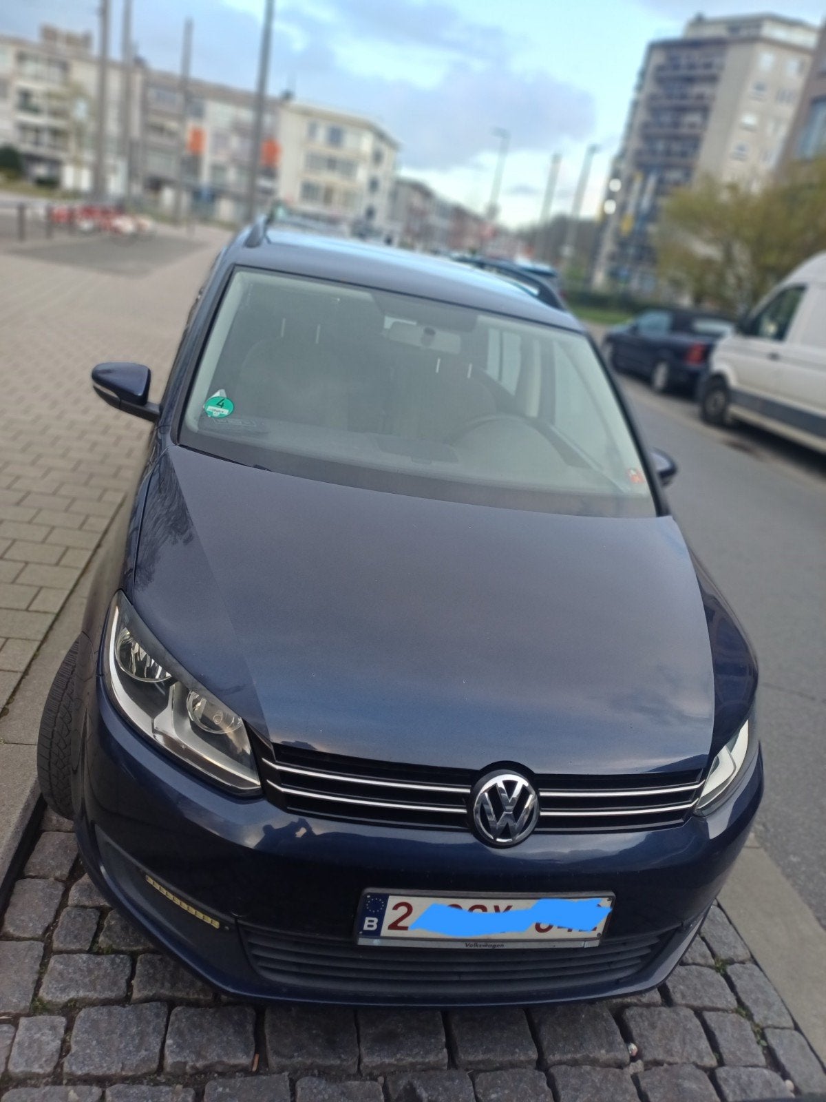 Volkeswagen touran, Autos, Volkswagen, Euro 5, 4 portes, Boîte manuelle, Particulier