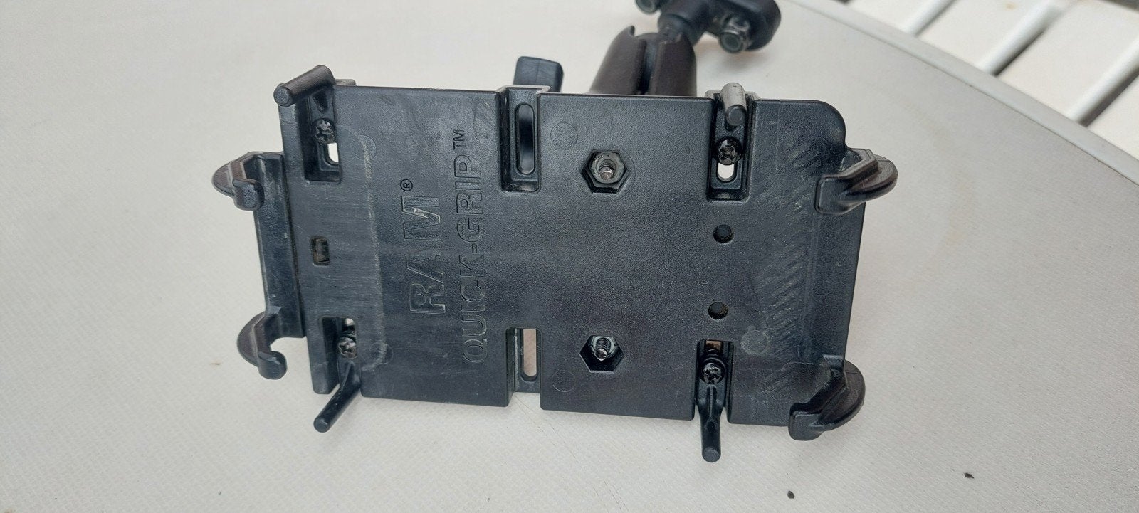 RAM mount quick grip, Jardin & Terrasse, Accessoires pour étangs, Enlèvement