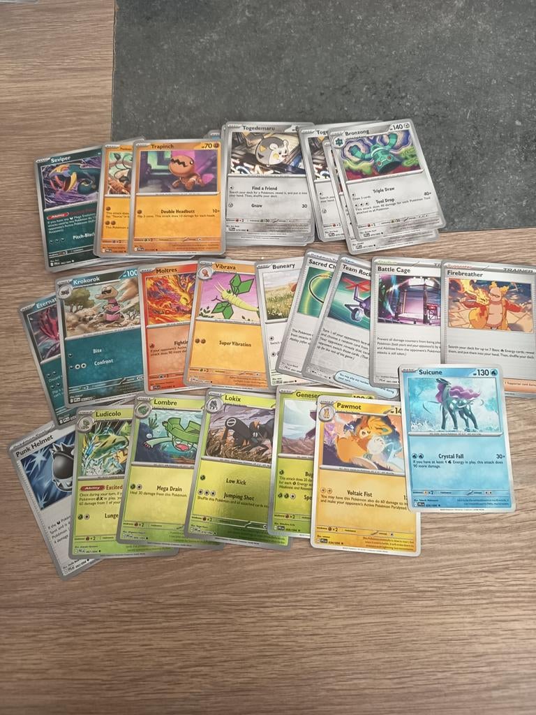 Lot van 58 Pokémon kaarten – inclusief 16 blinkende, Hobby en Vrije tijd, Ophalen of Verzenden