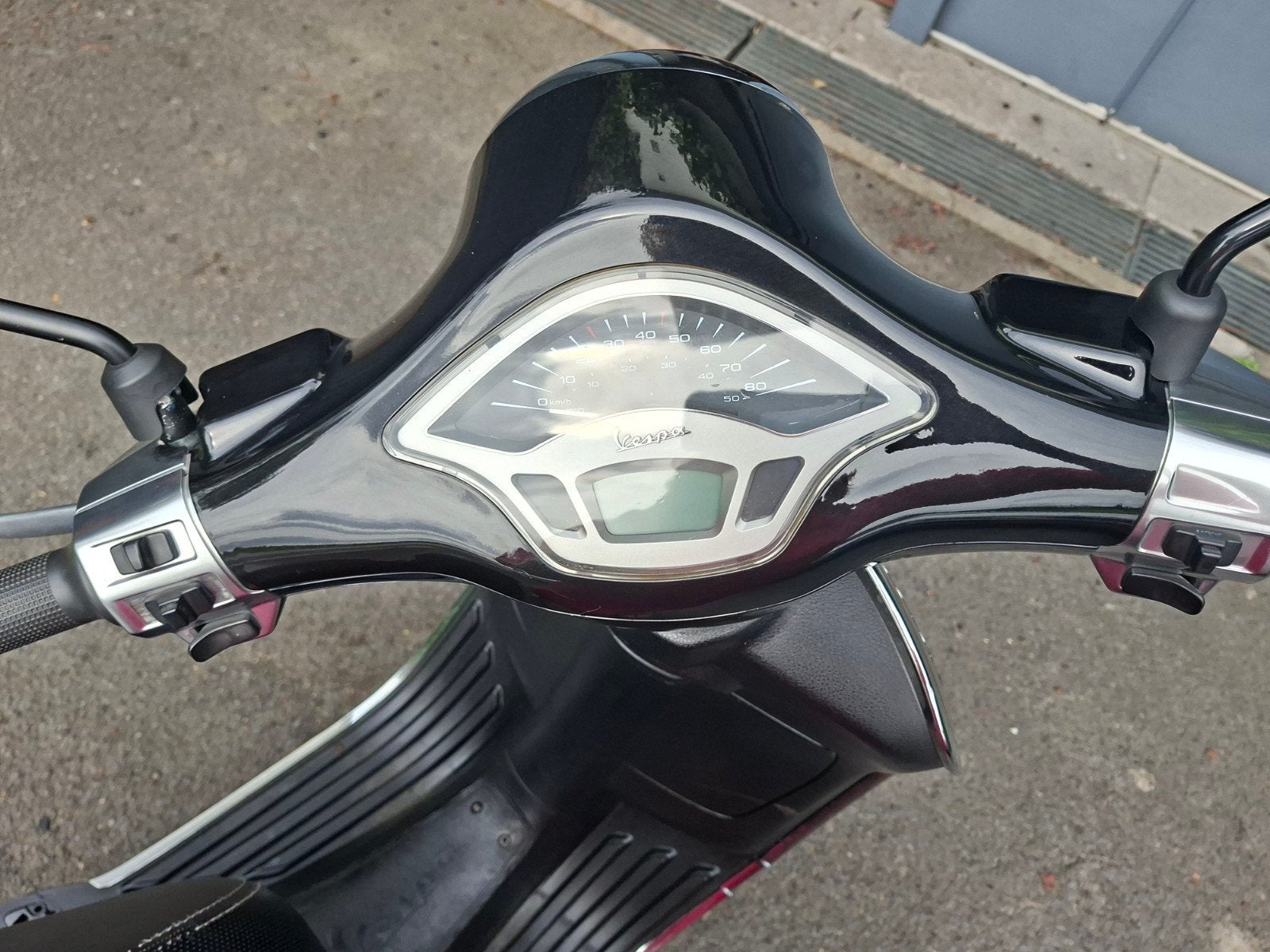 vepsa primavera 50cc, alle papieren aanwezig,  bouwjaar 2015, Fietsen en Brommers, Ophalen