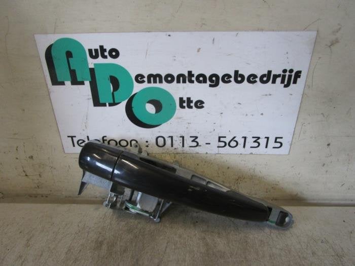 Poignée portière 4portes arrière gauche d'un Peugeot 207, -, 3 mois de garantie, Utilisé, -