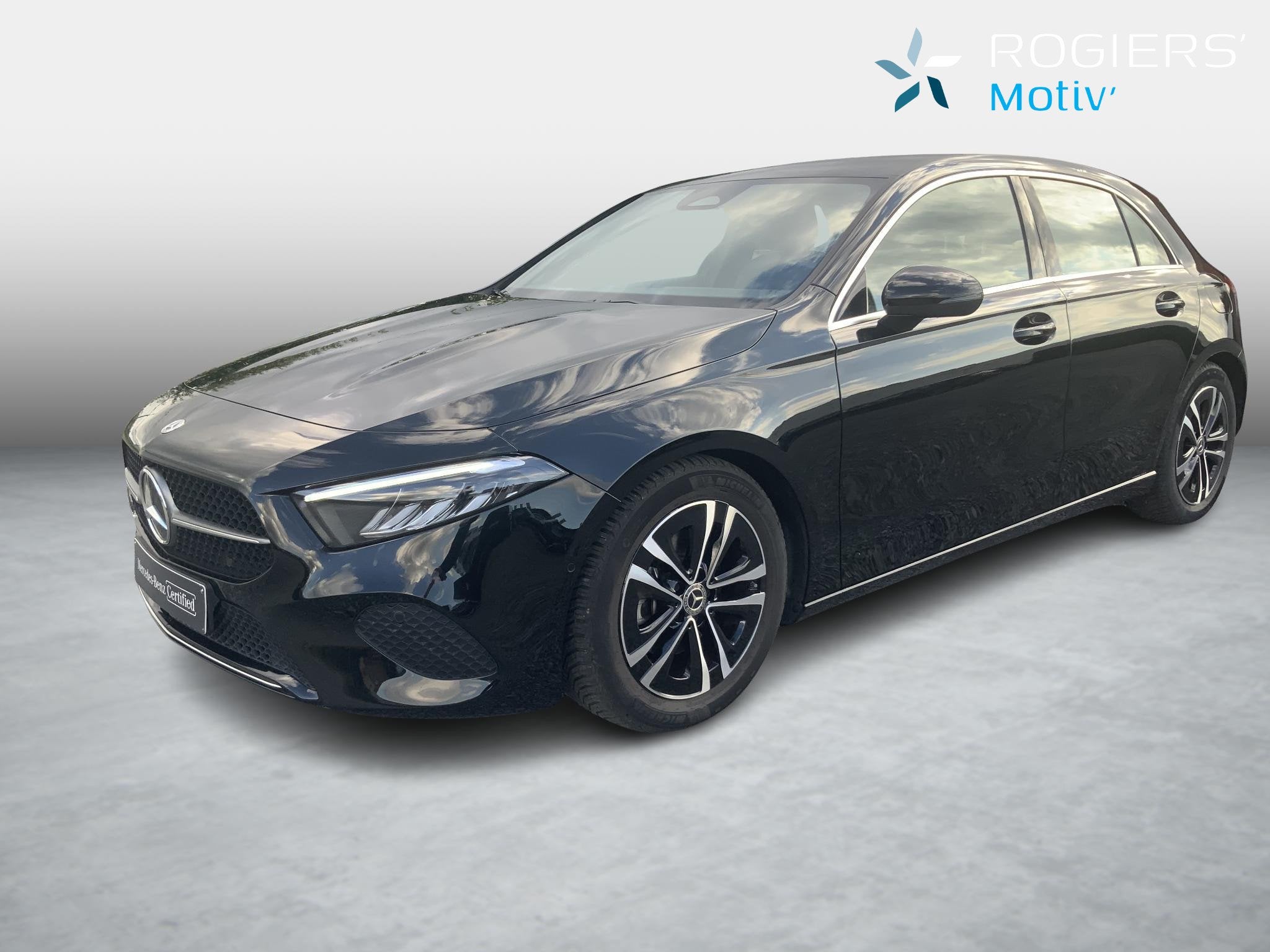Mercedes-Benz A-Klasse 180 Business Line (automatique), 100 kW, Achat, Entretenue par le concessionnaire, 5 portes
