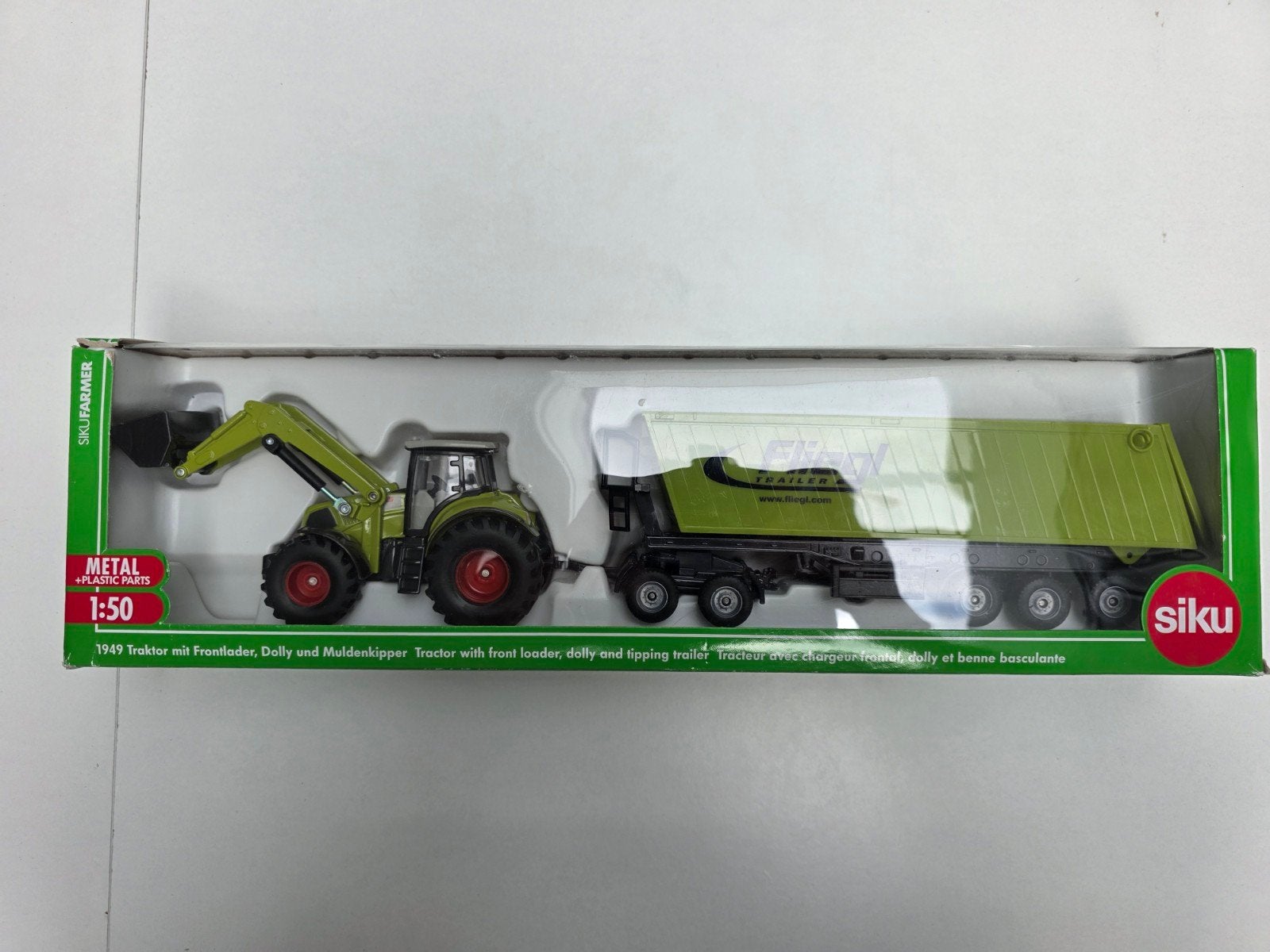 Siku 1:50 Claas Tractor met aanhangwagen, Ophalen of Verzenden, Zo goed als nieuw