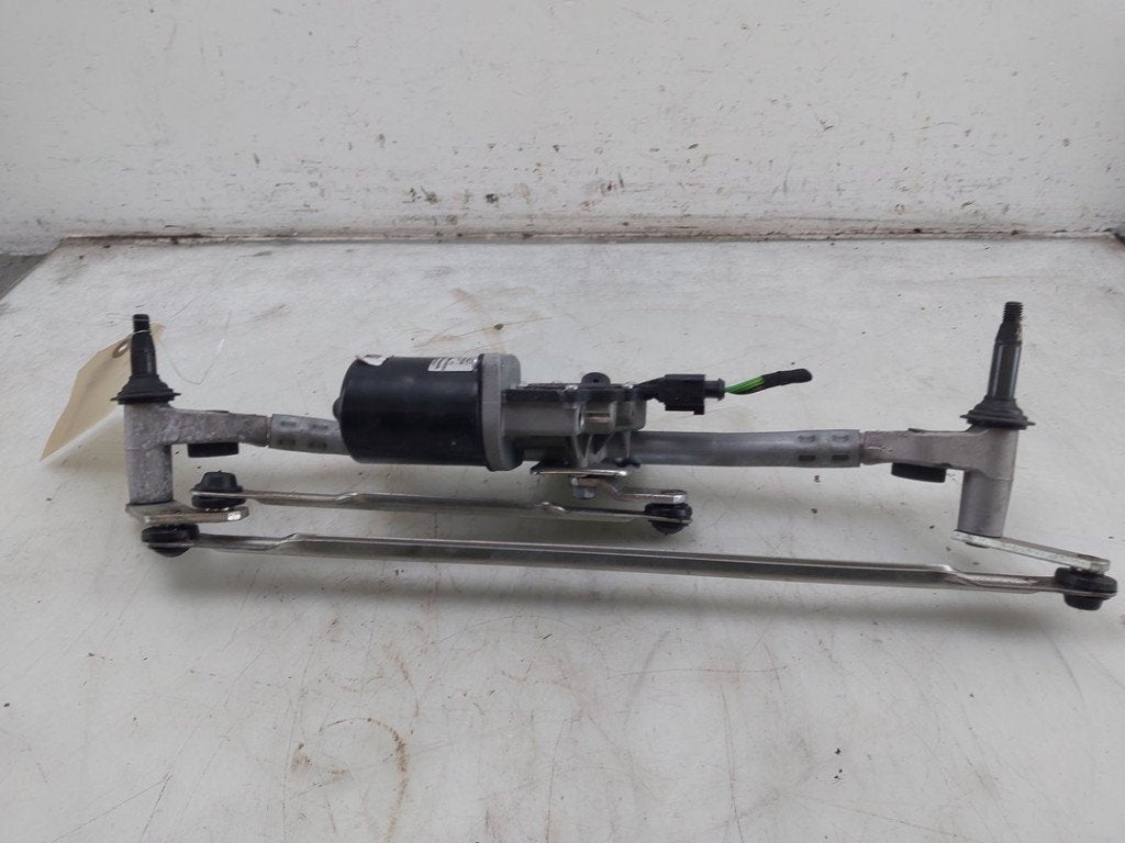 MOTEUR + TRINGLERIE ESSUIE GLACE AVANT Audi Q2 (GAB / GAG), Auto-Union-Straße  1,
85057  Ingolstadt, DE, Info@audi.de, Audi, Utilisé