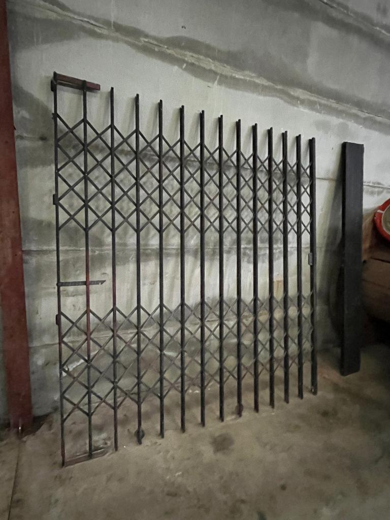 Lot de 2 grilles de protection articulées, 200 cm ou plus, Autres couleurs, Enlèvement, Utilisé