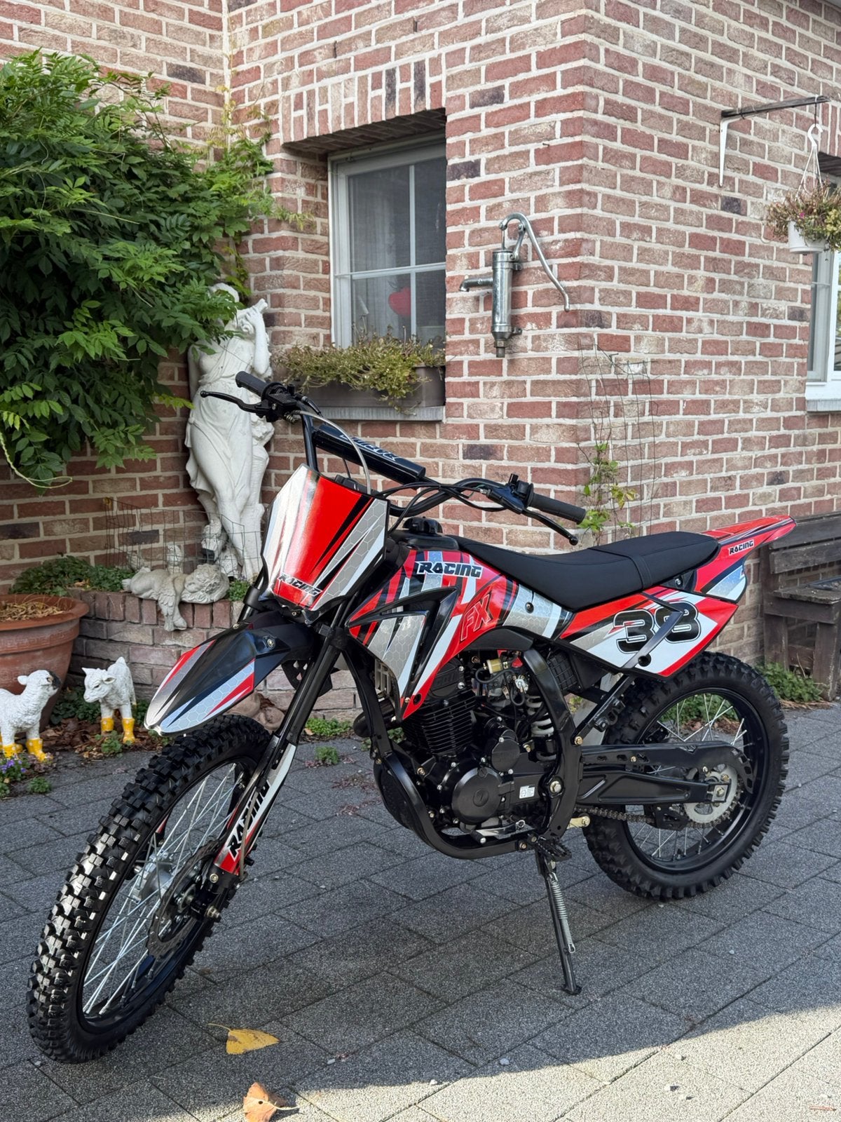 Moto tout-terrain 250cc, Enlèvement, Comme neuf, Frein à disque, 250 cm³