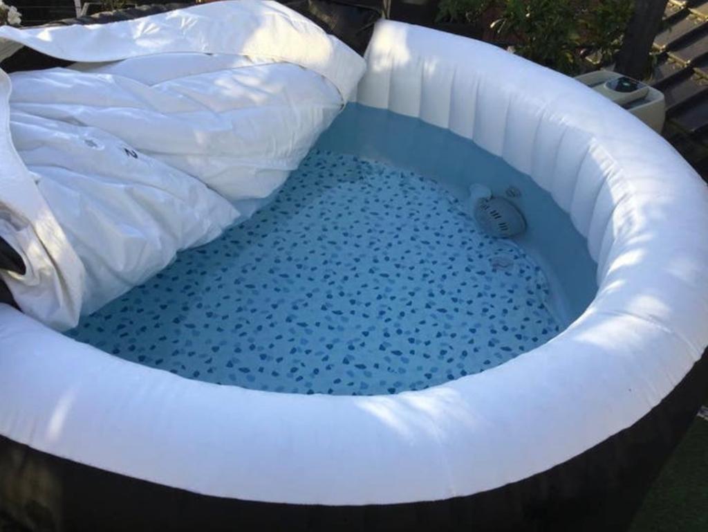 Lay z spa jacuzzi te koop, Tuin en Terras, Ophalen, Zo goed als nieuw