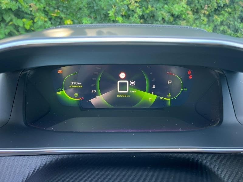 Peugeot 2008 II GT Line, Automaat, 1199 cc, 109 g/km, https://public.car-pass.be/vhr/bfb5750b-3c2c-4d0f-8045-c2829fcea1bb