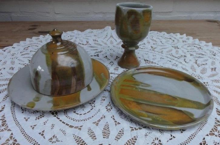 Vintage potterie set, stolpje, kelk, bordje, Hans Meeuwsen, Ophalen of Verzenden