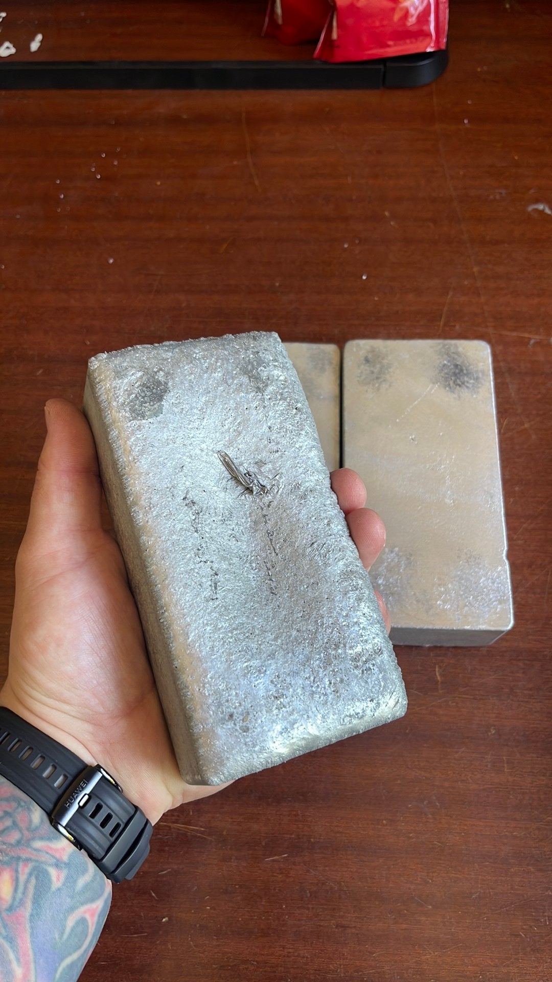 Handgegoten aluminium ingots – ±4 kg (3 blokken), Antiek en Kunst, Verzenden