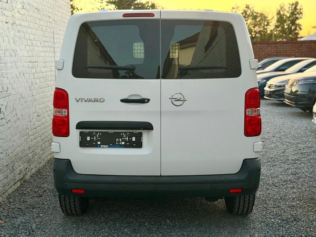 Opel Vivaro 2.0TD * 150PK * L2H1 * €16.500 EX BTW/TVA *, Voorwielaandrijving, Dealer onderhouden, Vivaro, 4 cilinders