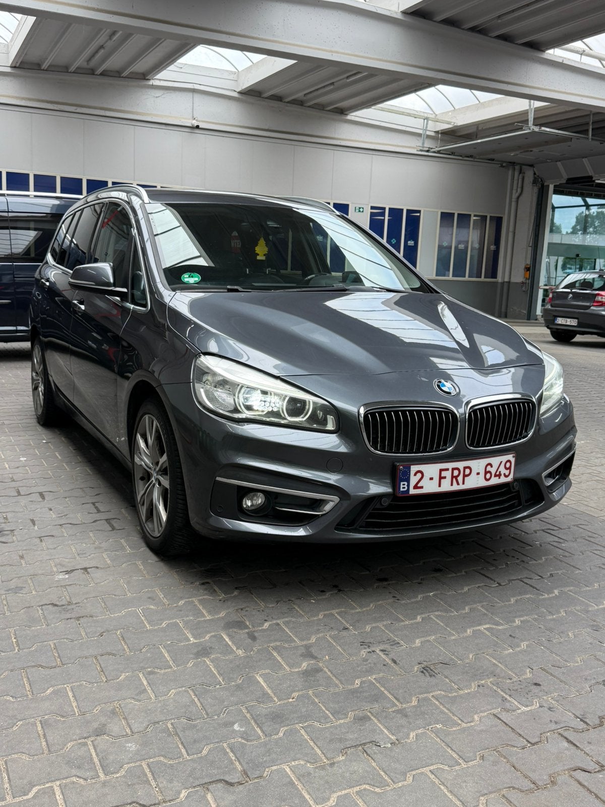 Bmw 218 Luxury line automaat, Autos, BMW, Cuir, Argent ou Gris, Achat, 7 places