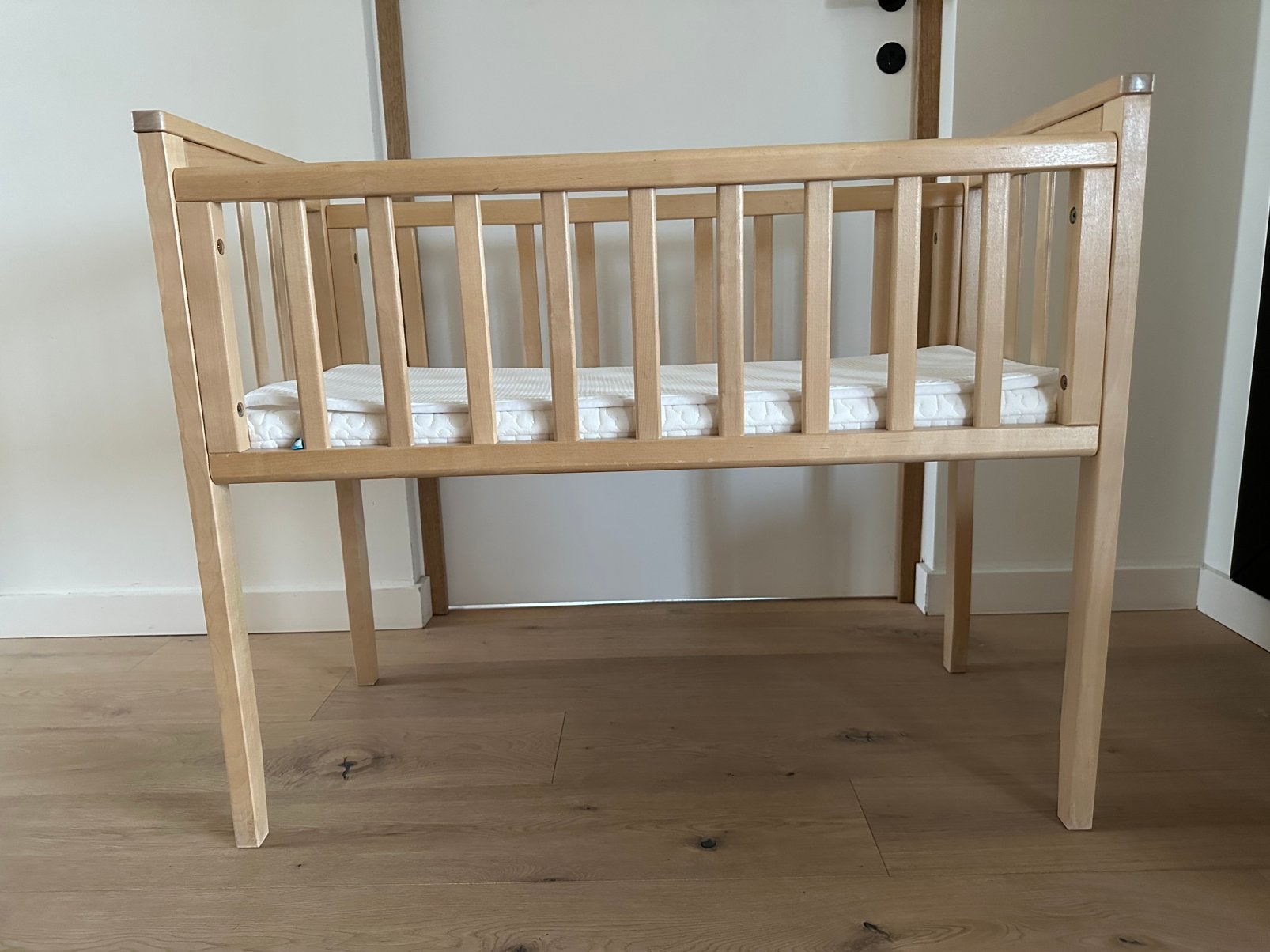 Troll babybedje/cosleeper, Kinderen en Baby's, Ophalen, Zo goed als nieuw, Ledikant