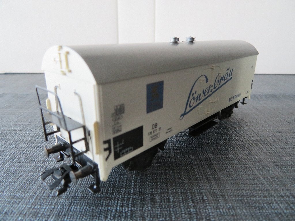 Märklin 45021 - Bierwagen Löwenbräu, Neuf, Enlèvement ou Envoi, Courant alternatif, Wagon