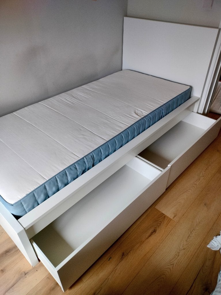Eenpersoons bed, Huis en Inrichting, Ophalen, Overige materialen, Eenpersoons, Wit