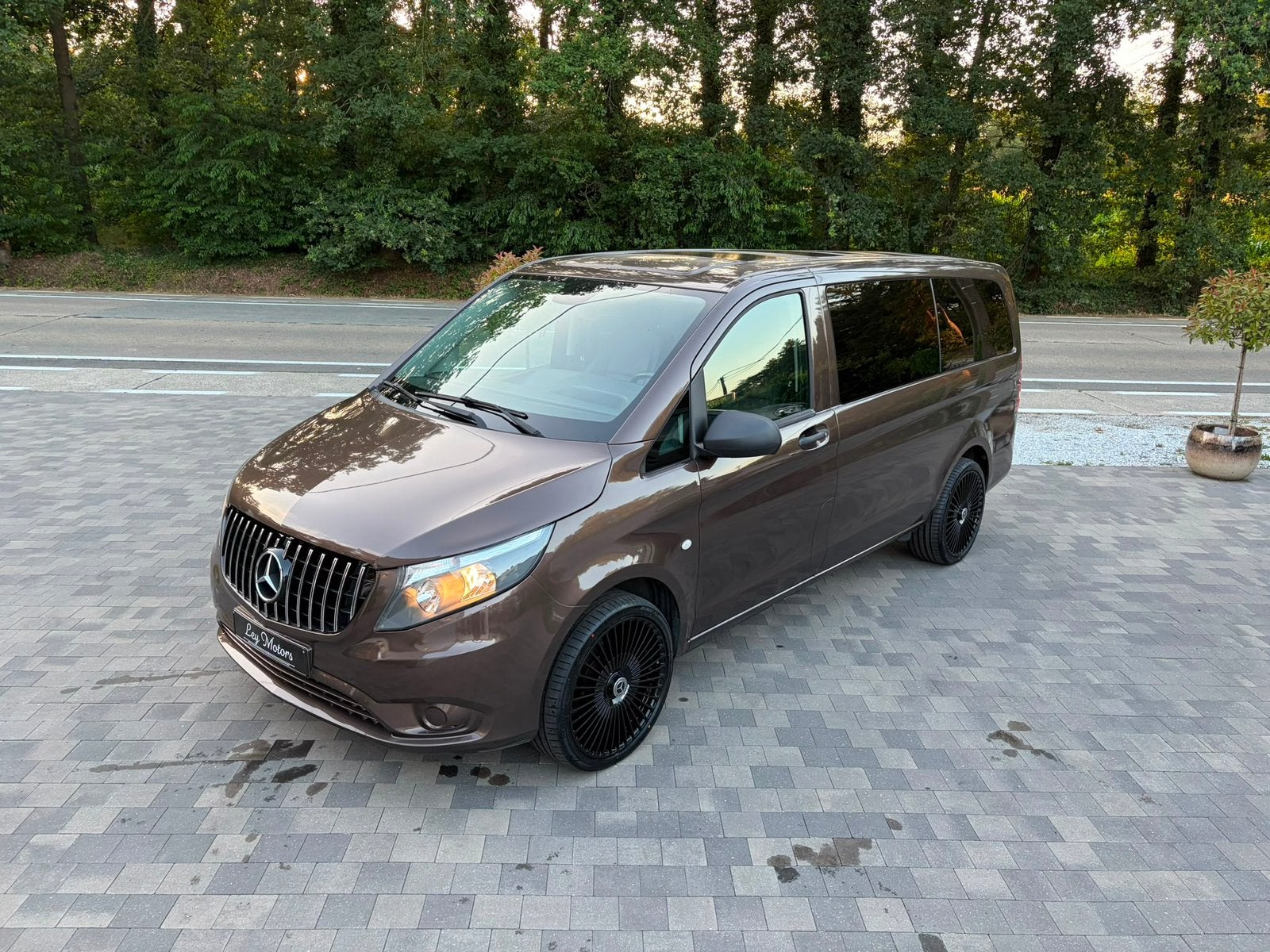 DUBBELE CABINE | MERCEDES VITO |  5 ZIT, https://public.car-pass.be/vhr/283b3f5a-a9ce-46ea-9876-90624a3ea437, Bedrijf, Mercedes-Benz