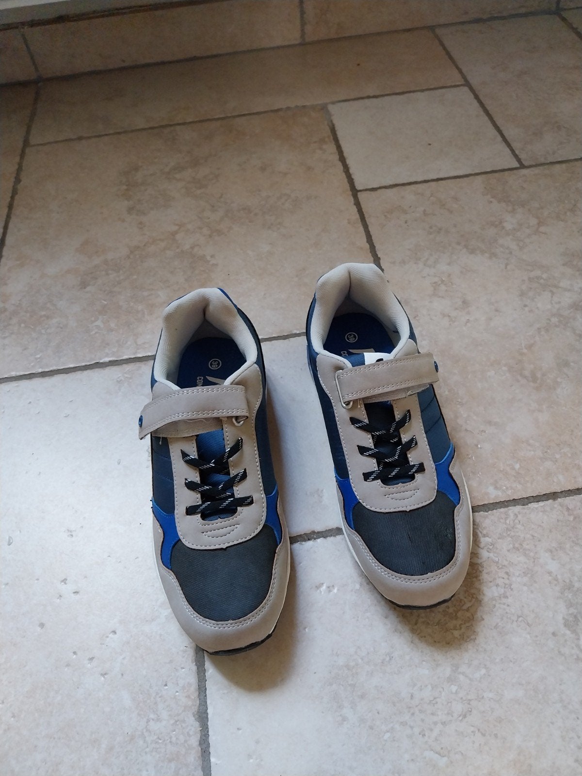 sportschoenen, Ophalen