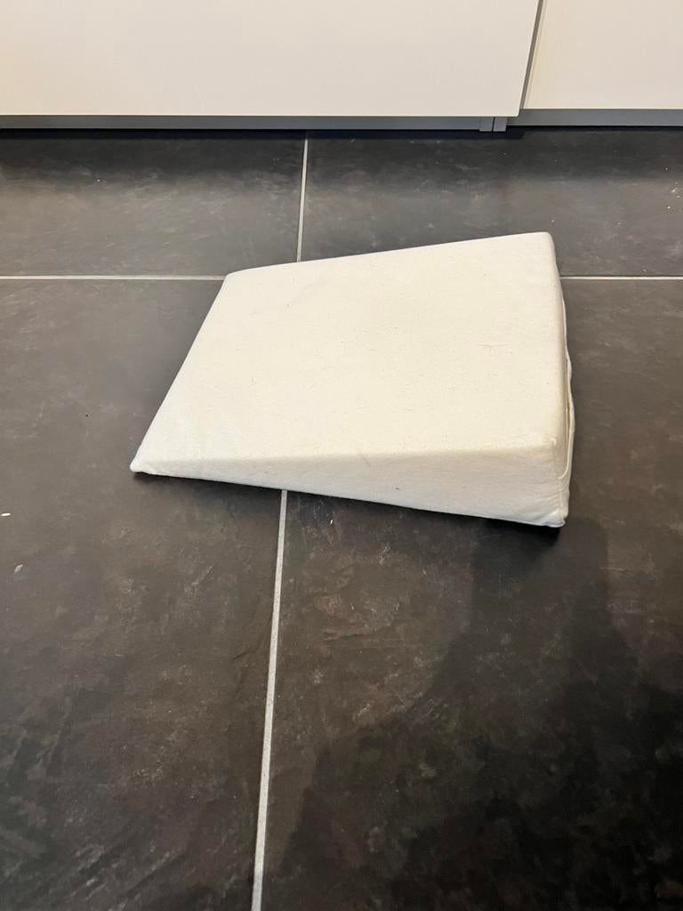 Coussin incliné anti-reflux, Enlèvement, Neuf