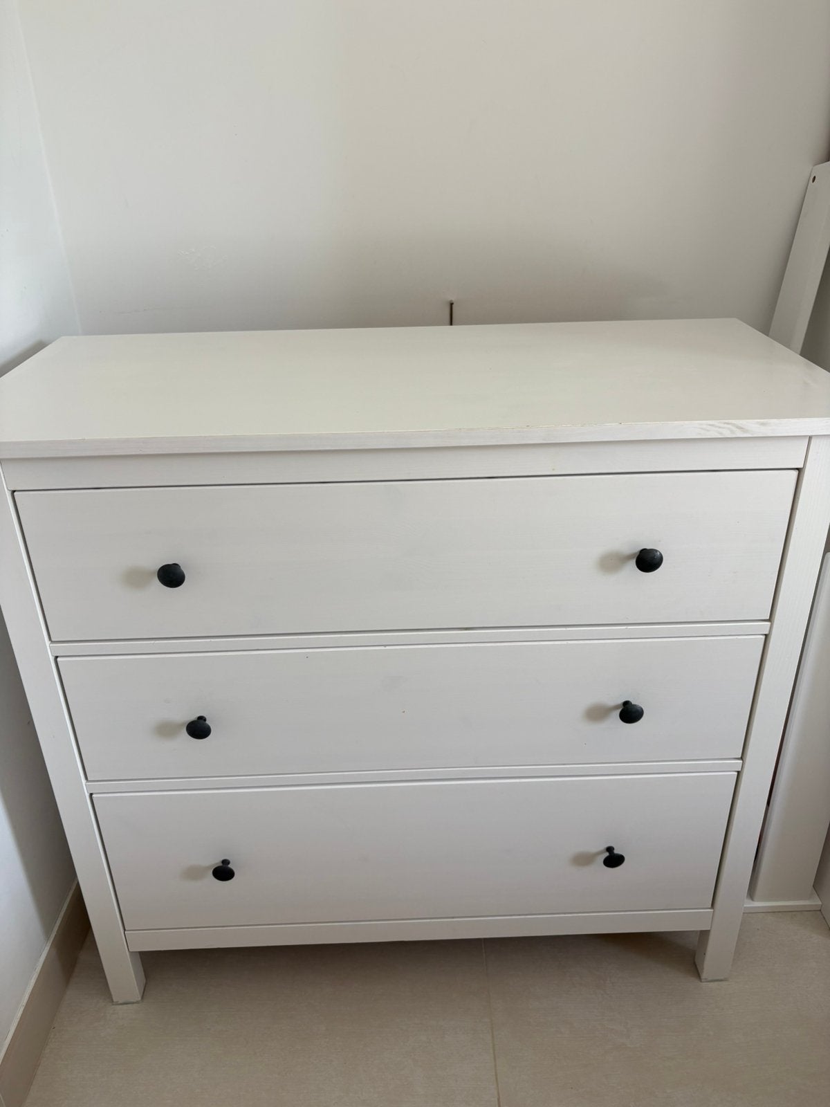 Commode Hemnes Ikea 3 tiroirs, Maison & Meubles, Enlèvement, Comme neuf