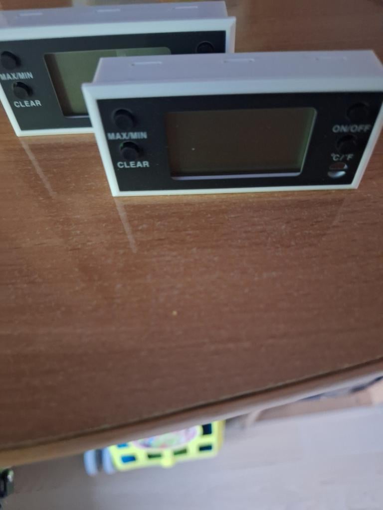 Thermometer en hygrometer in 1