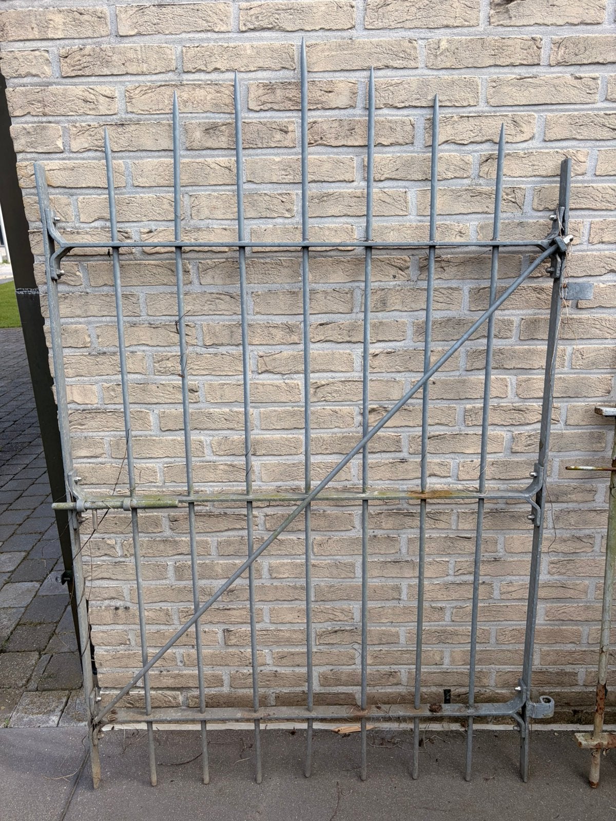 Gegalvaniseerd metalen poortjes, Ophalen, Gebruikt