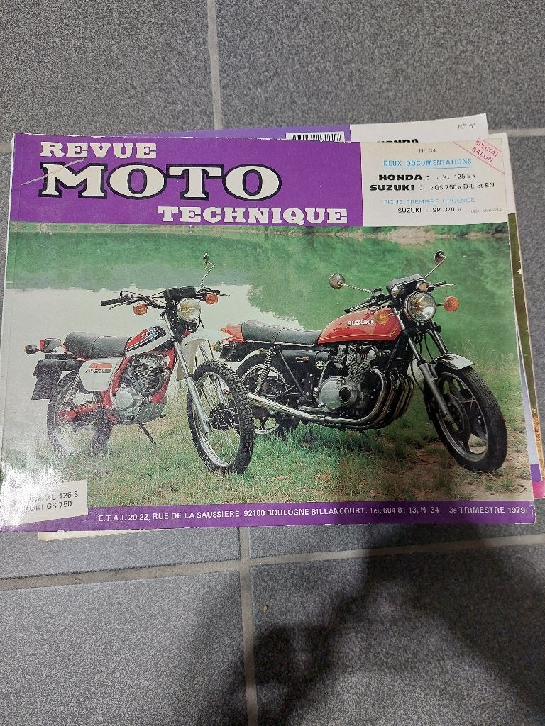 Livre moto technique, Boeken, Ophalen of Verzenden, Zo goed als nieuw, Merk of Model