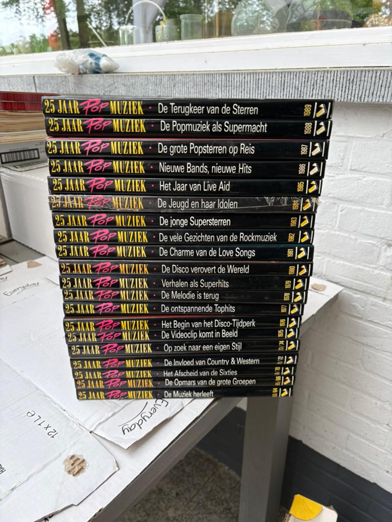 25 jaar Popmuziek (compleet set 20 stuks), Boeken, Encyclopedieën, Ophalen, Zo goed als nieuw